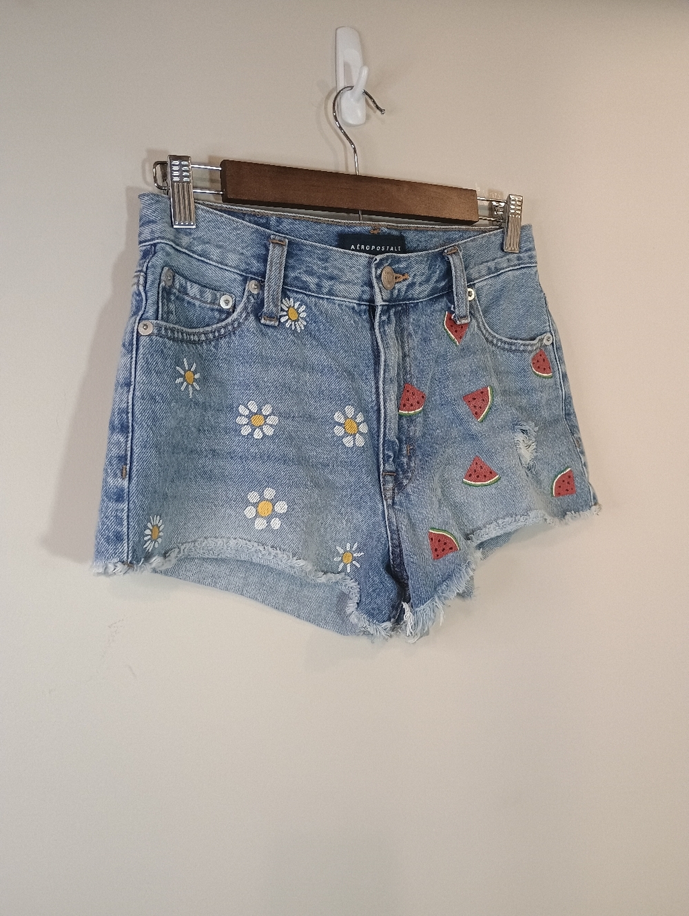 Aeropostale Mini Denim Shorts Women's Size 2 - Picture 3 of 9